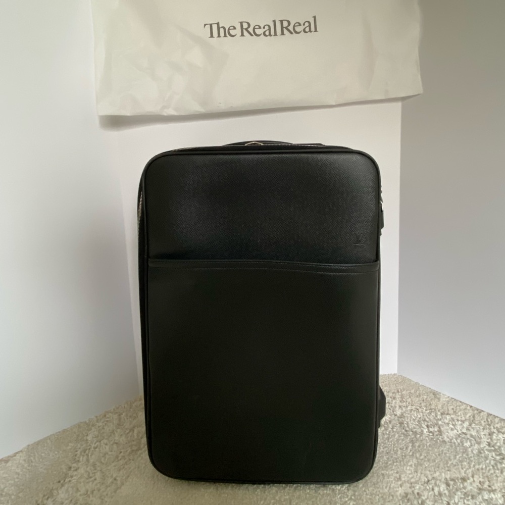 SOLD 🇫🇷Louis Vuitton Pegase 55 Carry On